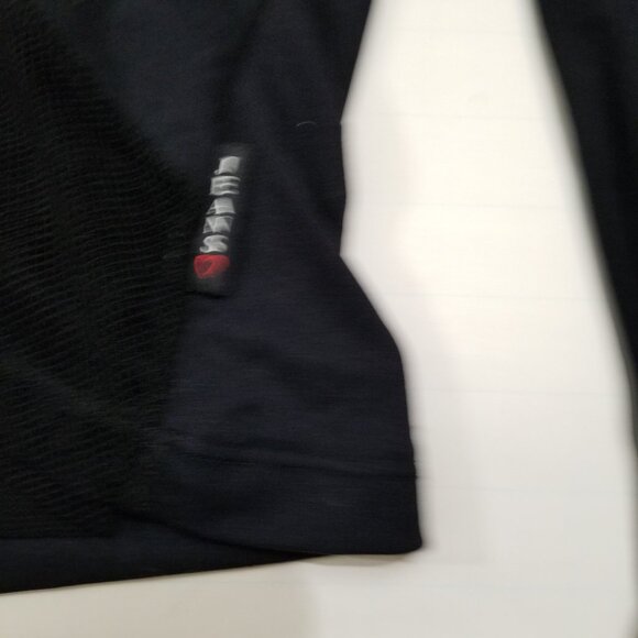 XOXO Brand black shirt with cute cut mesh on shoulder and side, size M - Picture 8 of 9